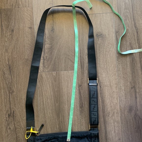 Fendi zucca sling messenger bag black authenticated by posh - Picture 5 of 14